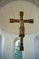 09-der-romanische-Kruzifixus---um-1200
