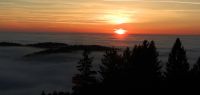 07-Schuhchristleger---die-Sonne-versinkt-im-Nebelmeer-ft