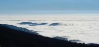 14-die-Spitzen-des-Buchaberges-wie-Inseln-in-einem-Meer