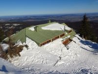 094_Osserschutzhaus_tief_verschneit_2019_02_18_bm