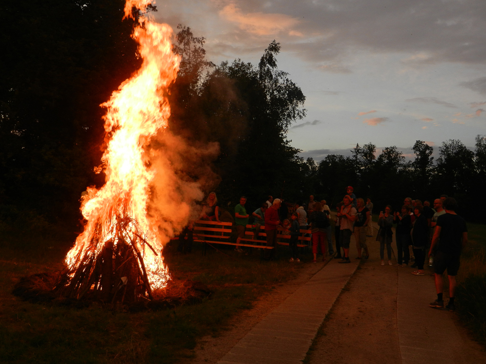 2019 06 21 06 Sonnwendfeuer des BWV