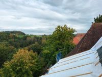 2020_09_23_12_Schutz_des_abgedeckten_Daches_durch_Planen