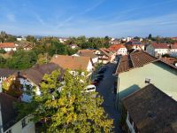 2020_10_02_06_Auf_Hoehe_der_Turmuhr_Blick_auf_Untere_Burgstrasse_und_Heilig-Geist-Kirche