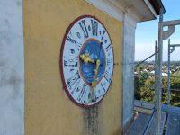 2020_10_02_08_Auch_die_Turmuhr_wartet_auf_Restaurierung