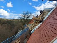 2021_03_17_02_Letzte_Dachlatten_werden_angebracht