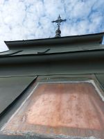 2021_09_07_06_Ausgebesserte_Schadstellen_am_Kupferdach