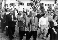 02_Viele_Ehrengaeste_waren_zum_Fest_gekommen