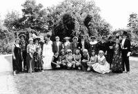 26_Die_historische_Modenschau_fand_grosse_Aufmerksamkeit