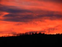 122-ploetzlich-brennt-der-Himmel-ueberm-Grenzkamm---ft