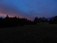 123-Schachtenhaus-in-der-Morgendaemmerung---ft