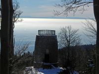143-wie-ein-Leuchtturm-am-Ufer-des-Meeres---ft