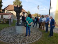 2023_10_03_13_und_den_Friedhofsbrunnen