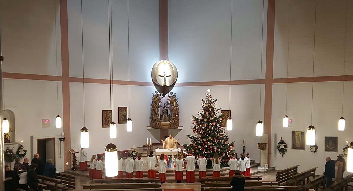 99 p Christmette in Mitterfels ft 2022 12 24