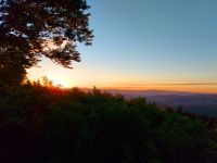 43_Die_Sonne_erscheint_ueber_der_Arbersilhouette_-_ft_2022_07_13
