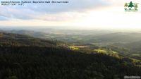63_b_Letzte_Sonnenstrahlen_am_WaldWipfelWeg_-_webcam_2022_09_08