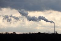 94_c__Plattlinger_Zuckerfabrik_-_Wolkenstimmungen_im_morgendlichen_Gegenlicht_-_nn_2022_11_21