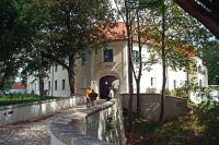 95_b_Schloss_Geltolfing_-_ein_ehemaliges_Wasserschloss-_hh_2022_09_01