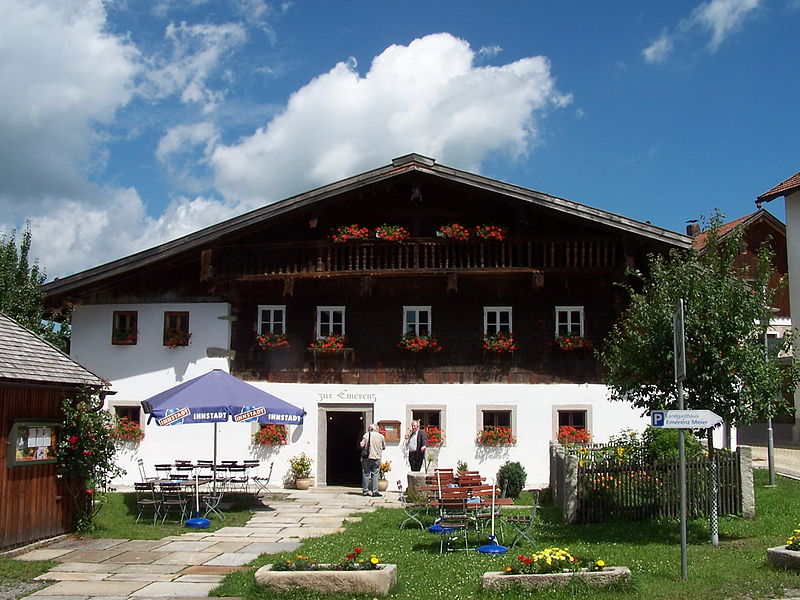waldkirchen-schiefweg-dorfplatz-9