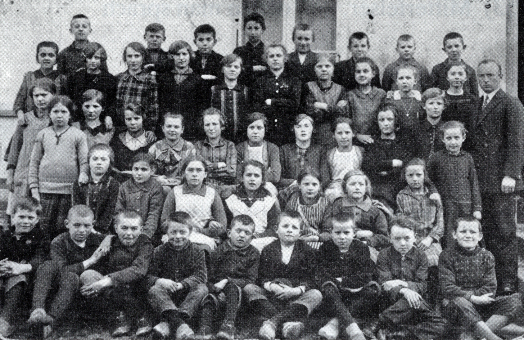 52 f Um 1933 1
