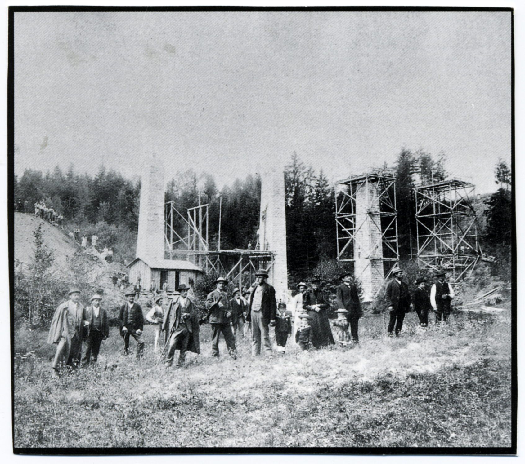 58 02 Brueckenpfeiler 1895 Archiv AK
