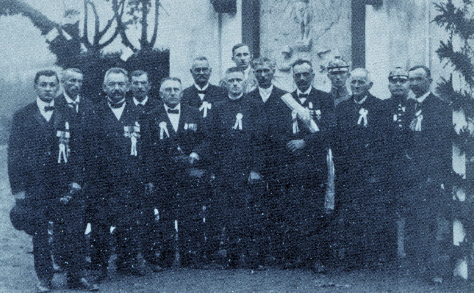 61 e Festkomitee Gedenktafel 1923 w