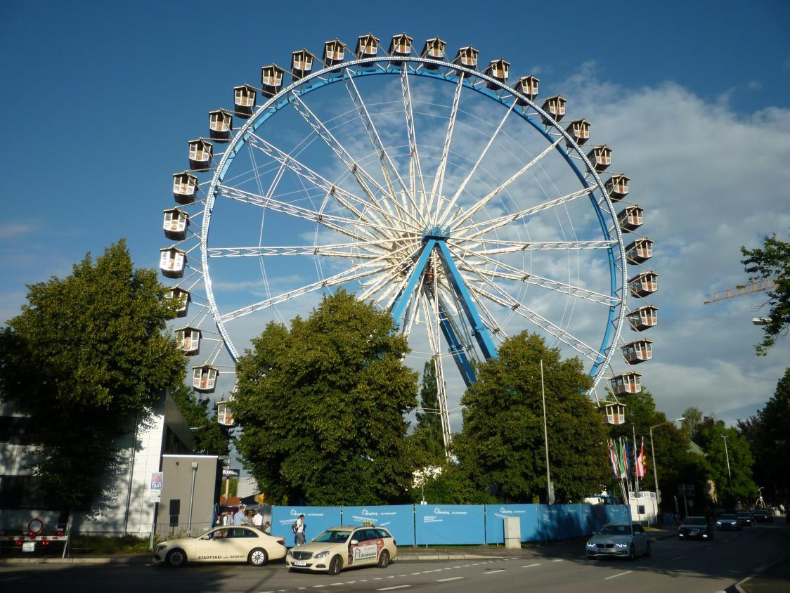 August 2019 02 Volksfest