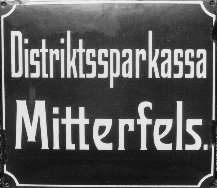 01 schild_distriktsparkasse