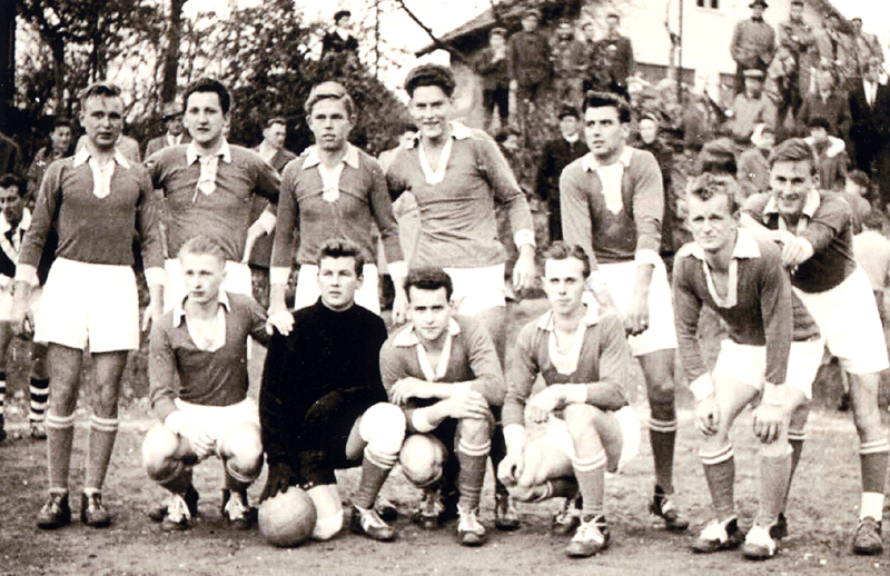 v04_fussball_60er