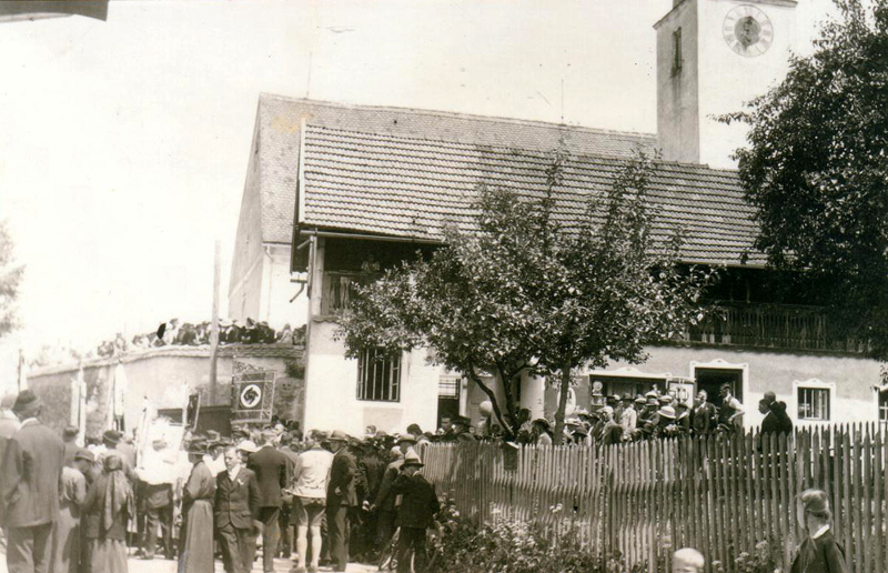 01_1937_25_jaehriges