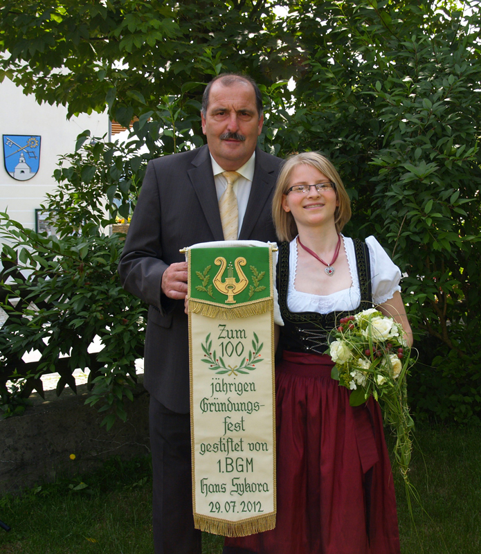 24_schirmherr_erinnerungsband_w