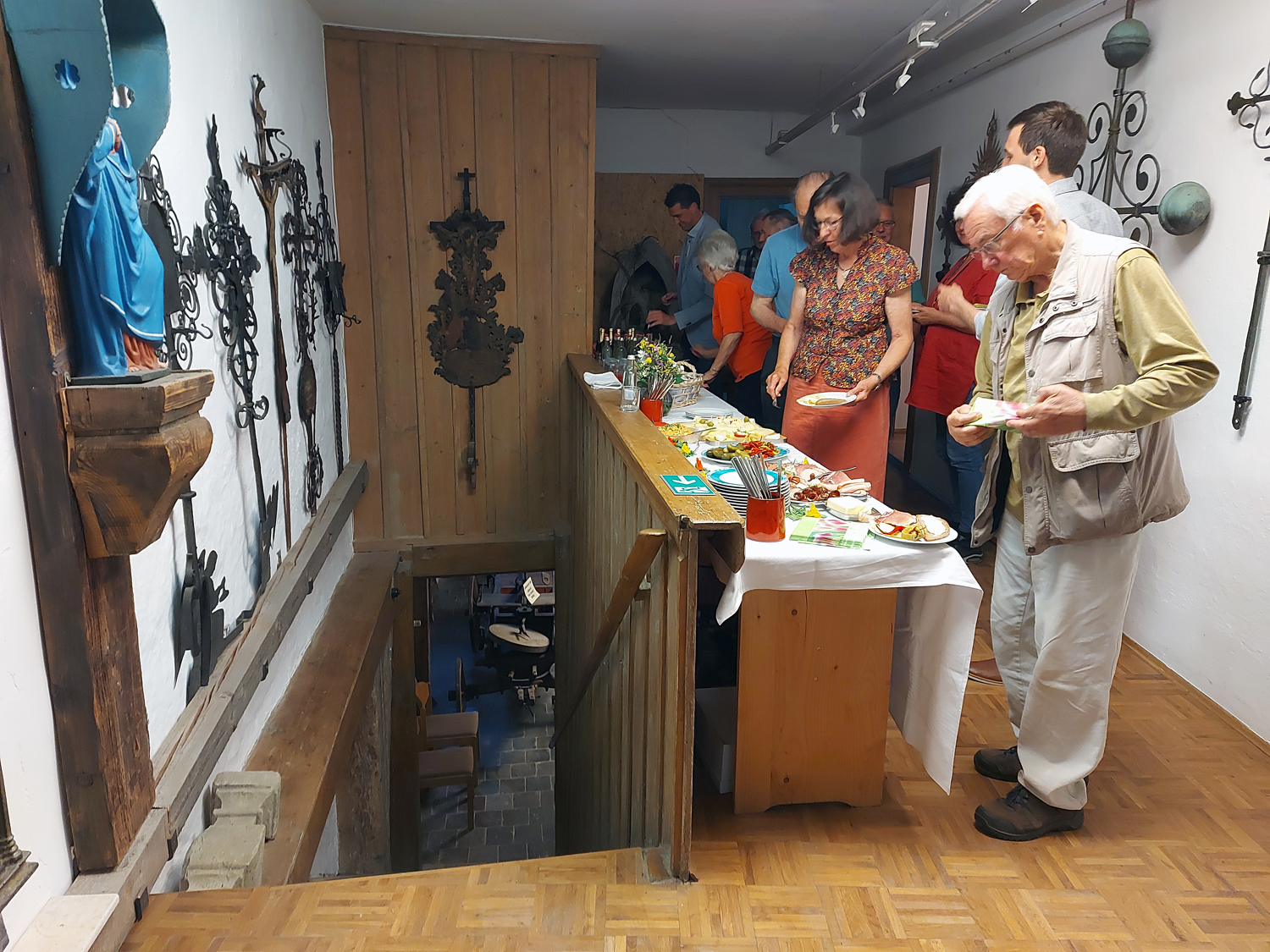 2023 06 19 02 Kleine Koestlichkeiten und Getraenke w