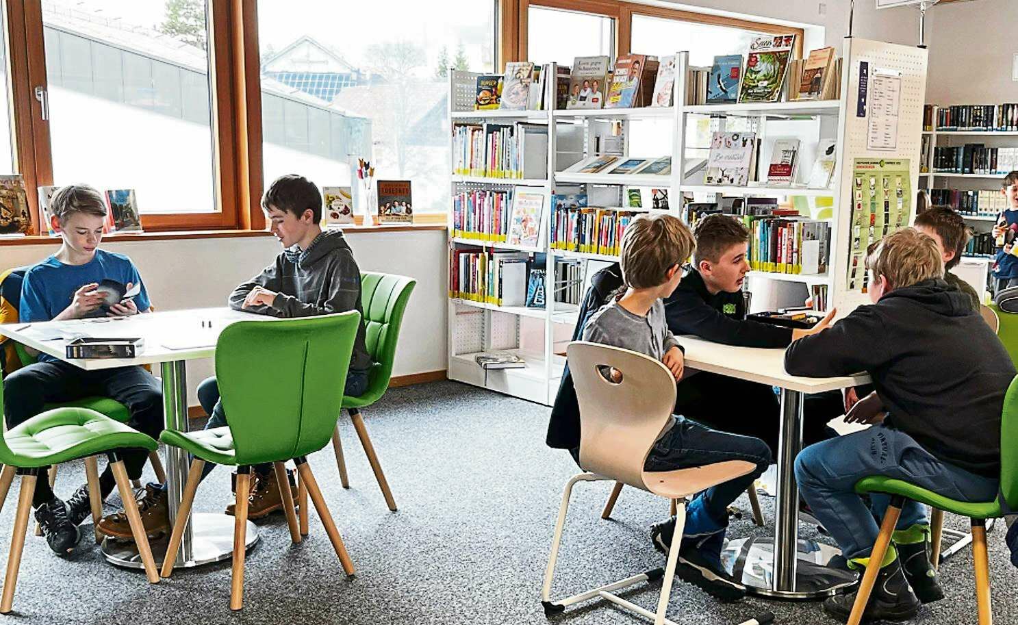 2024 03 20 Spiele in Buecherei