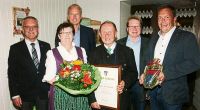 08-Adi-Poeschl-mit-Goldener-Buergermedaille-ausgezeichnet