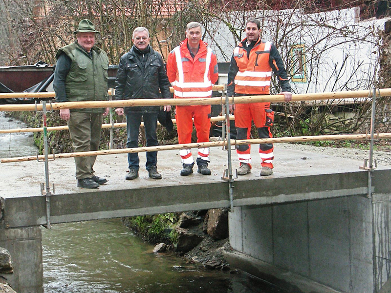 Neue Bruecke 013 BOG ZTG 00 061216