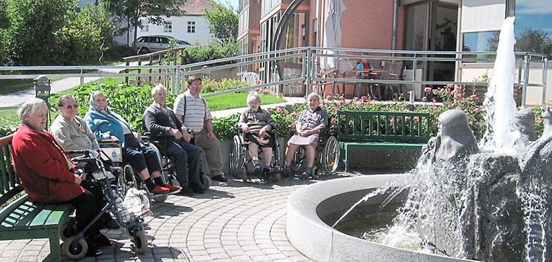 einblick seniorenzentrum 019 bog ztg 00 200616-1