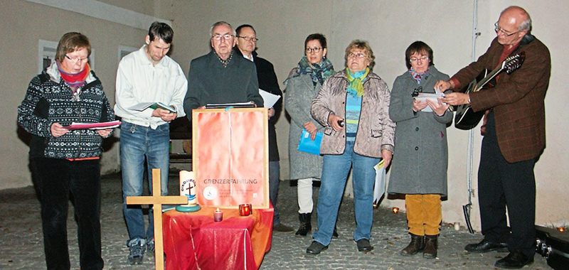 friedensgebet 018 bog ztg 00 121115-2 w