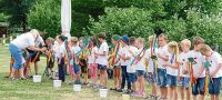 04-Kinder-feiern-Gartenfest
