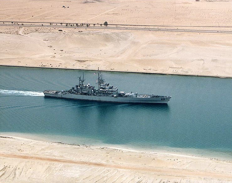 bainbridge_in_suez