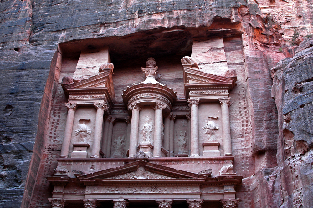 22 02 petra