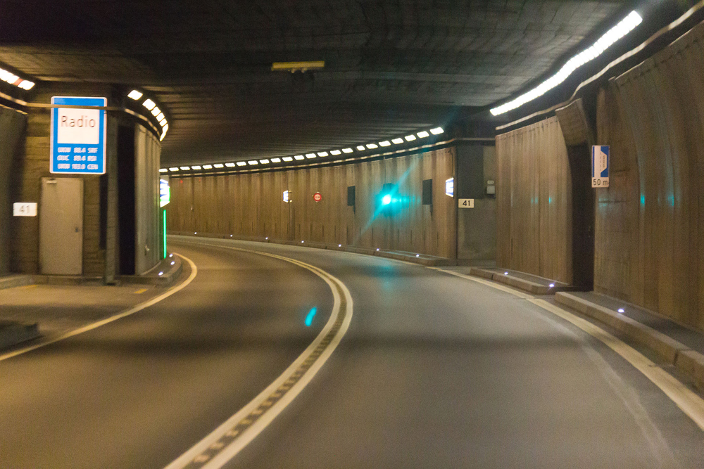 05 02 gotthard-strassentunnel nord-sd-8915