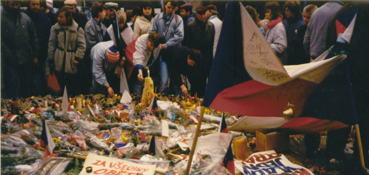 17 01 b prague november89