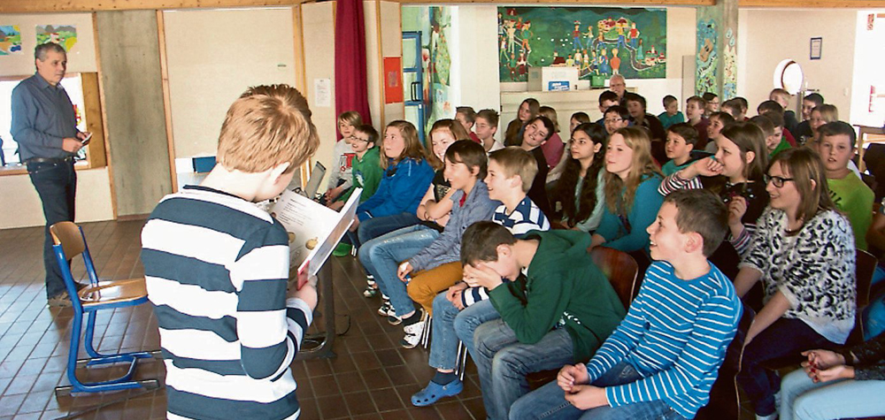 autorenlesung 020 bog ztg 00 230315p