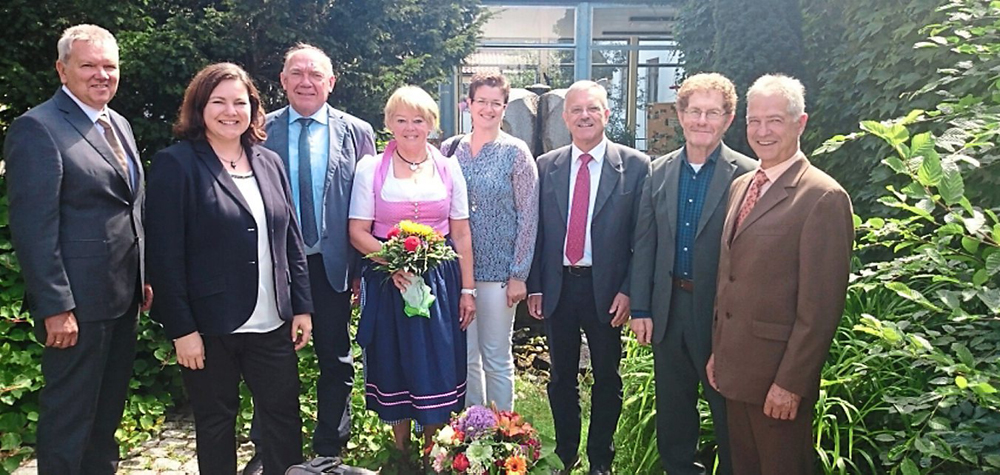 verabschiedung karl schneider 021 bog ztg 00 060815 w